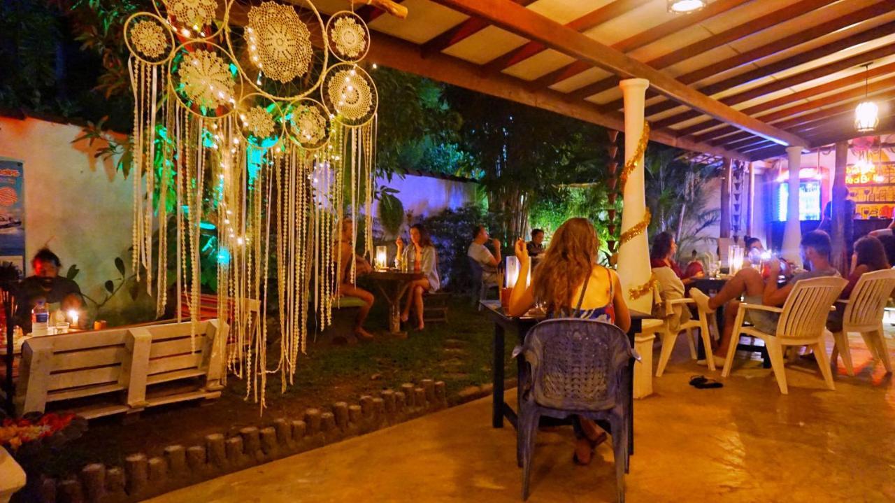 Boho Garden Guest House Mirissa Exterior foto